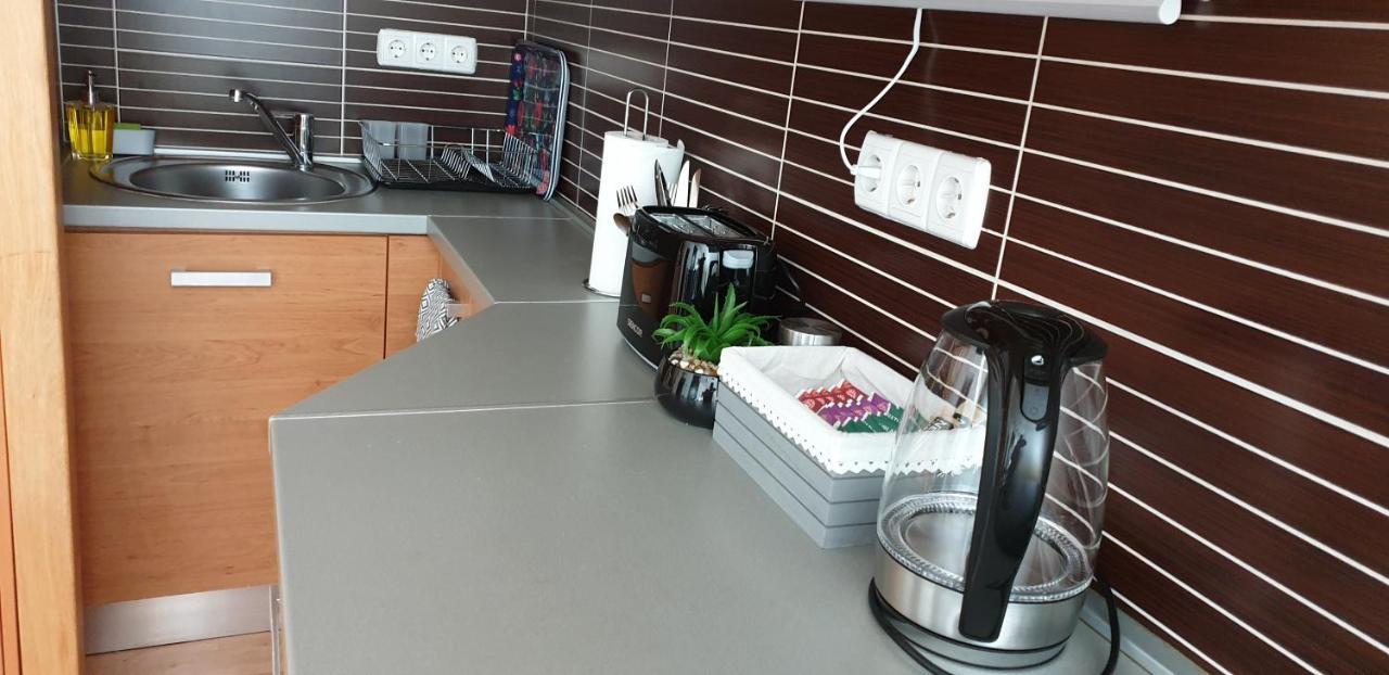 Grand Paradise Apartman Miskolc Ngoại thất bức ảnh