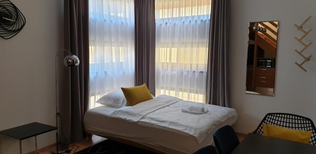 Grand Paradise Apartman Miskolc Ngoại thất bức ảnh